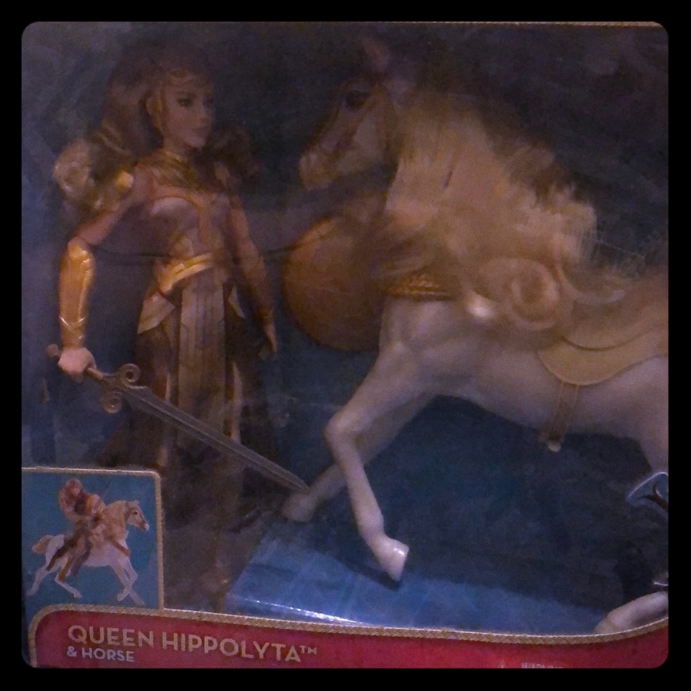 Wonder Woman Collectable Doll and Horse
